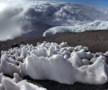 Arrivée au sommet du Kilimandjaro - Entre Stella Point ( 5745 m ) et Uhuru Peak ( 5896 m ) - Tanzanie